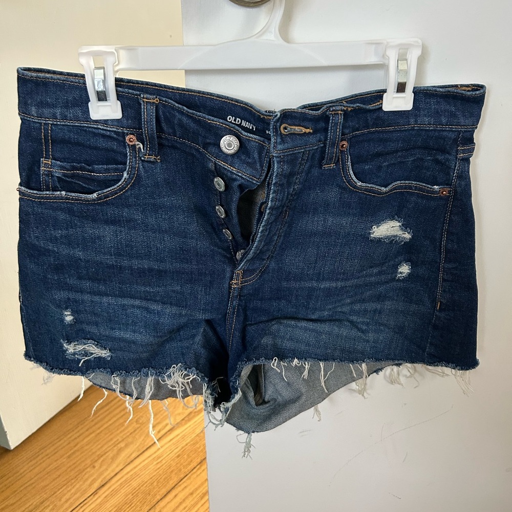 Old Navy Women's Frayed Hem Jean Shorts - Dark Blue